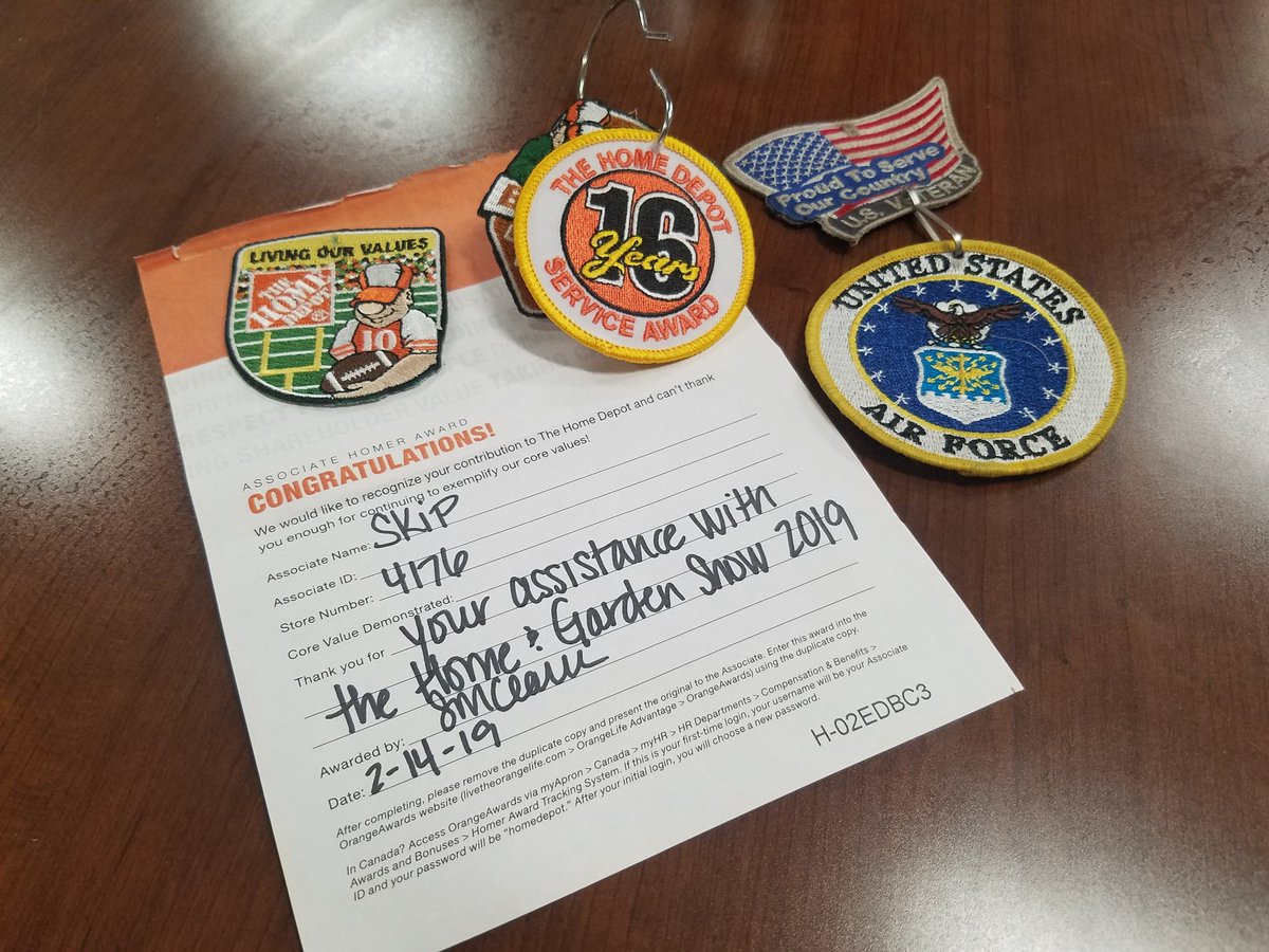 SkipSpellman's tweet photo. I got my 16 year badge from Greg, plus a Homer award from Miss Stephanie today. Not a bad haul if I do say so myself! https://t.co/LpCEaVSZhO