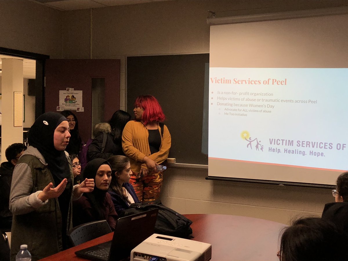 Birrellrocks's tweet photo. #WeBakeForChange @metowe @RHSSH4H @RickHansenPDSB fundraiser for @VictimServPeel #InternationalWomensDay #Feminism @PeelSchools @ClimatePeel @IreneFrankland https://t.co/anGepmukkX