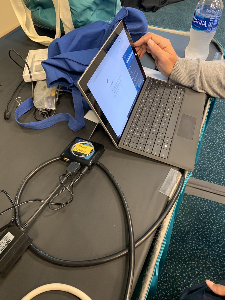mrsmandalia's tweet photo. Nobody puts Andy in a corner! #teamcandi #cabe2019 #wireless #freedom #integratedeld #emergentbilinguals @7andrewapodaca https://t.co/W7e2GDJXPz