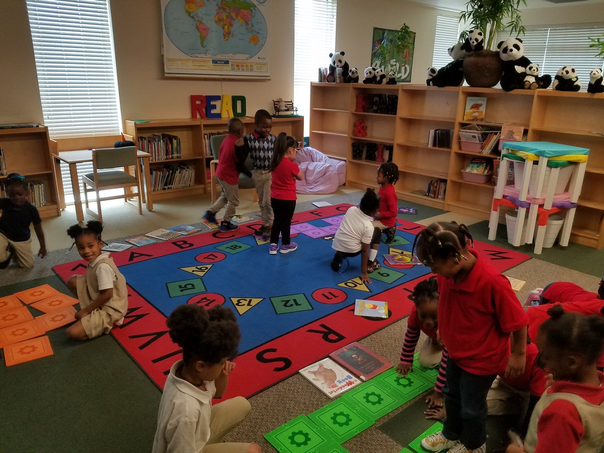 LibraryTme's tweet image. The future is bright as these kinders start their journey into coding with Let's Go Code. #codingkinders #LibrariesinRISD #wearemorethanbooks @tmebulldogs