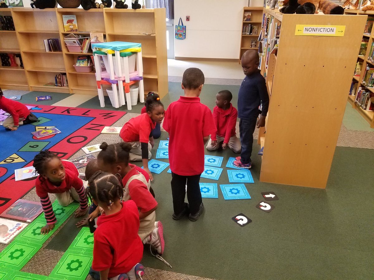 LibraryTme's tweet image. The future is bright as these kinders start their journey into coding with Let's Go Code. #codingkinders #LibrariesinRISD #wearemorethanbooks @tmebulldogs
