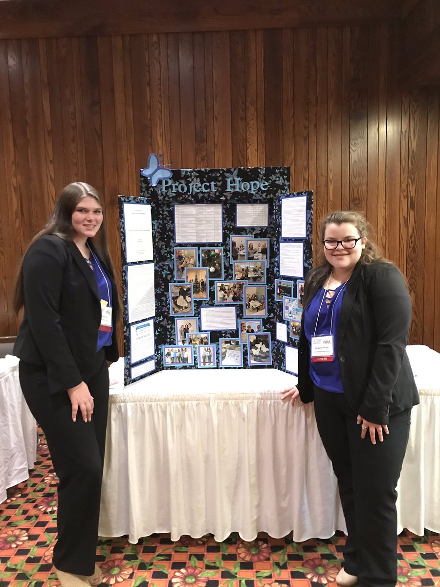 CDramsFCS's tweet photo. Today was competition day... and these three nailed it!! Thanks to @BrickerRoom for providing the easels! @PAFCCLA #STAREvents #cdramspride #SLC2019 #leaderUP https://t.co/bc30zRW81s