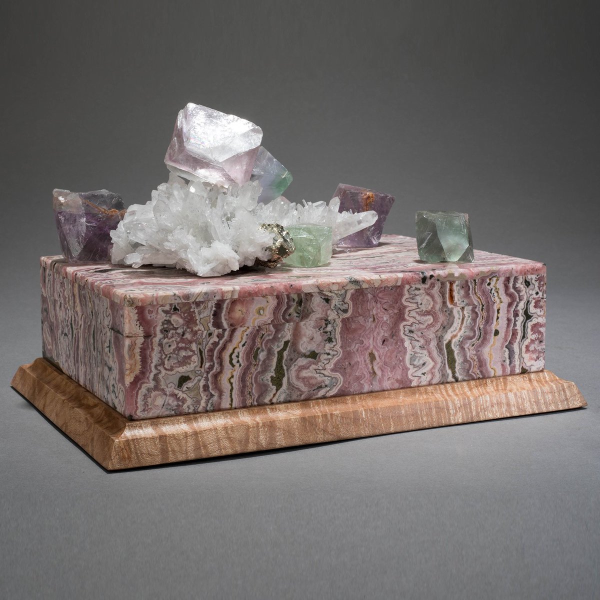 StudioGreytak tweet media