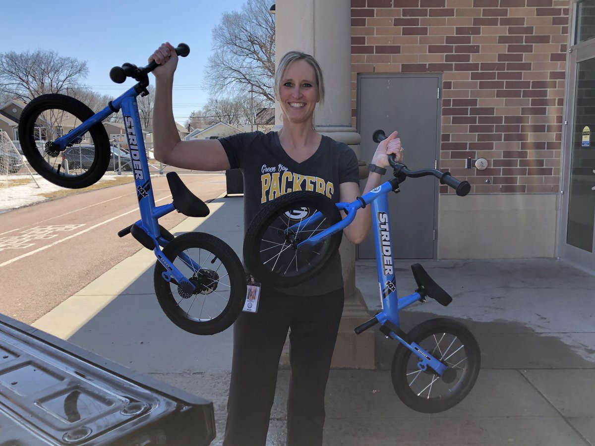 lisaheckenlaib1's tweet photo. #lfwlions #kernelsedu #kernelpride. Thank you so much to Al and Jen Bainbridge and Brian Klock of Klock Werks for the 18 Strider bikes and helmets for our kindergarten physical education program. We are so appreciative and thankful for their generosity and donation!! https://t.co/009TjfIYzU