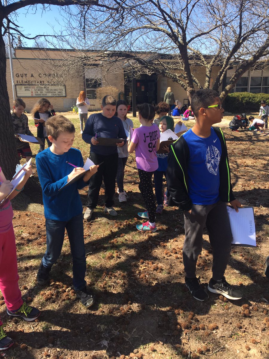 CowdenSPS_3rd's tweet photo. Enjoying our SPRING observation walk! #welcomespring @CowdenSPS_3rd @CowdenSPS https://t.co/w5644elBsQ