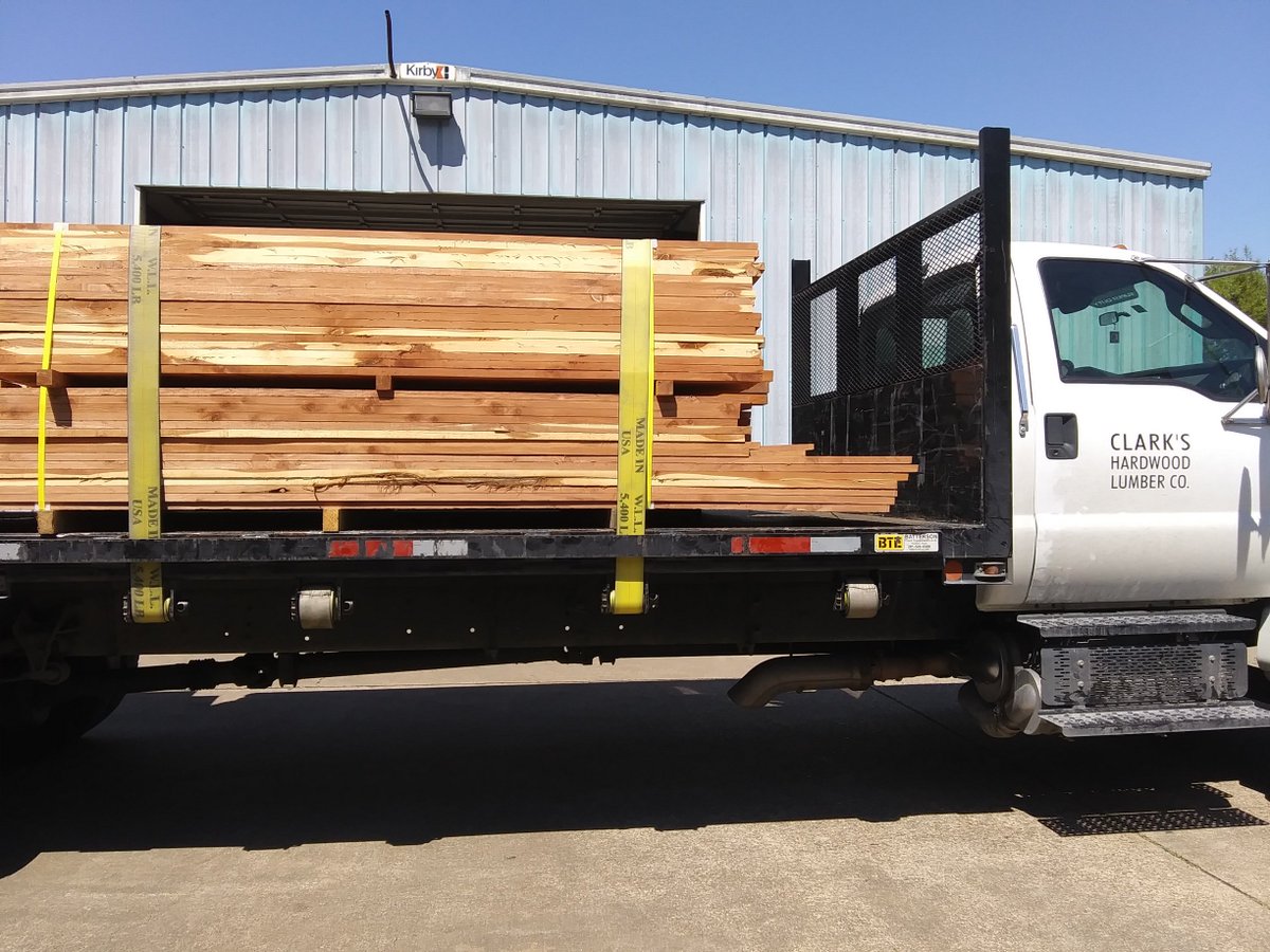 ClarksHardwood's tweet photo. New Texas Cedar in the house! #cedarwood #liveedgecedar #liveedgetable #texascedar #hardwood #houstonlumber #cedarmantel #aromaticcedar https://t.co/f7BYOM4YLb