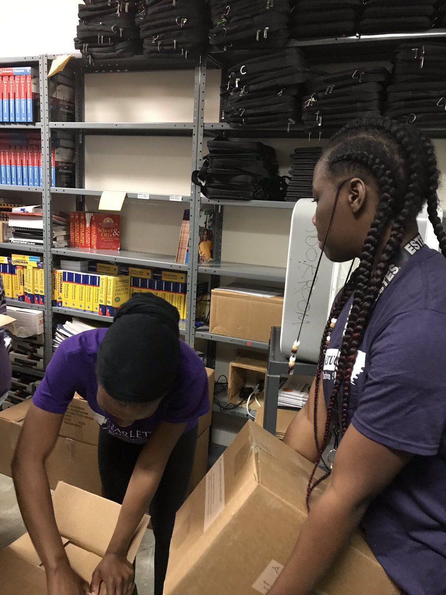 Lavender_TSU's tweet photo. 💜✨ #TarletonService2019 @DrNJonesTSU @dr_randle24 @TarletonFW @TarletonSOCW https://t.co/azzEOnZt8o