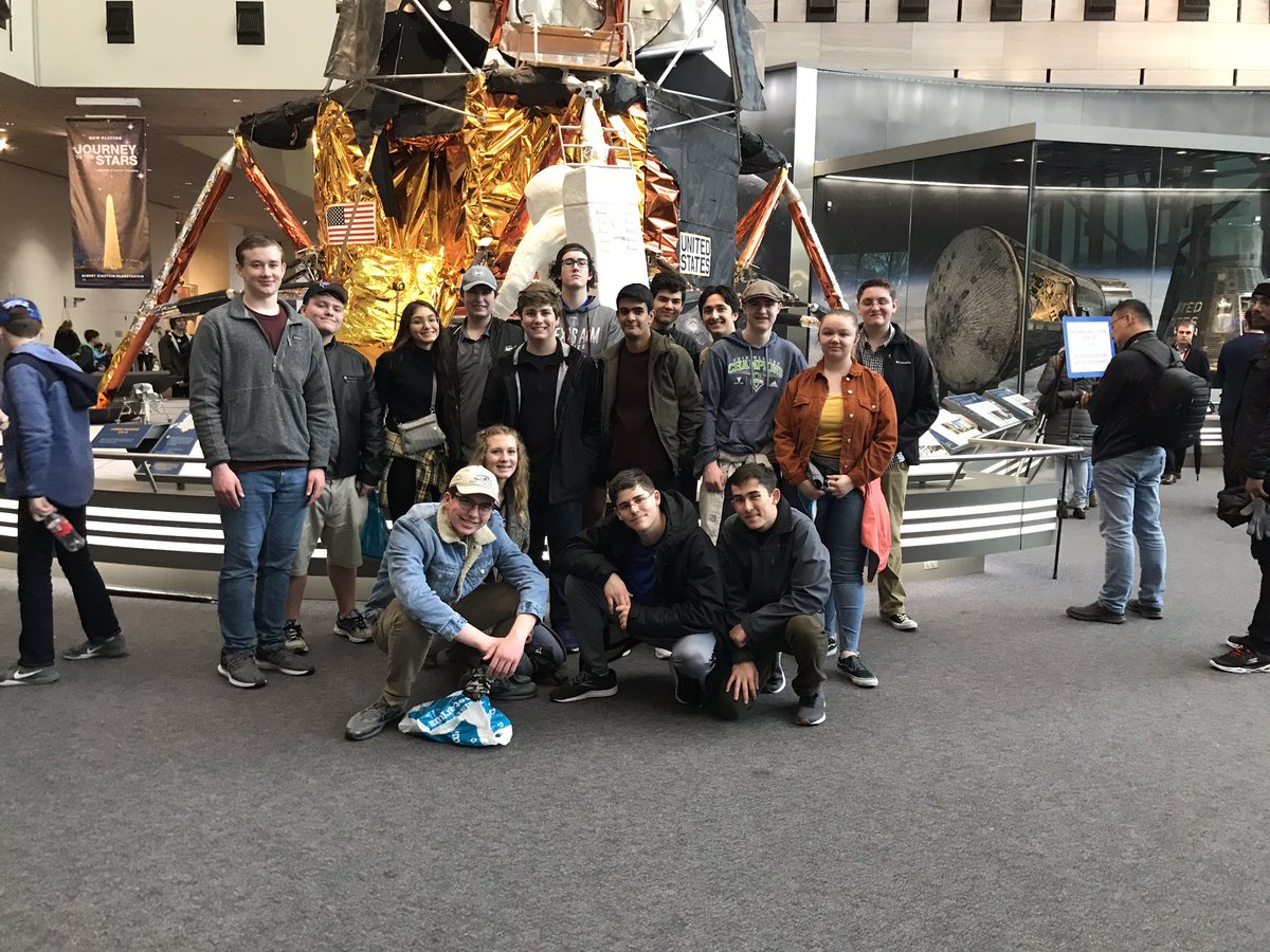 laketravisMUN's tweet photo. having a great time sightseeing DC at nationals! #bringhomethegavel #LTMUN @WAMUNC @ltisdschools @gbutler74 @BradLancasterLT https://t.co/g4gfd9Ed8e