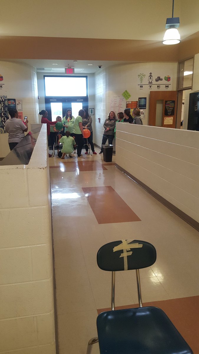 ToniWaters23's tweet photo. #GCSLitTech https://t.co/03jg0WCghy