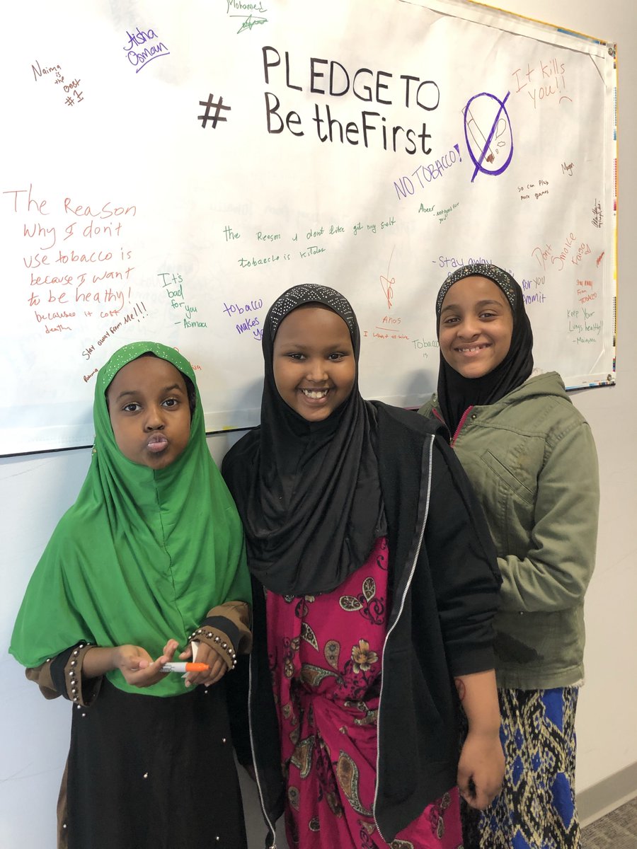 EASFP's tweet photo. For yesterday's Kick Butts Day event, WellShare’s "The Young Achievers" had fun working on a pledge-wall, writing down their thoughts about tobacco and pledging to stay tobacco-free by signing the pledge wall. Have a look at some of the pictures from the event! #KickButtsDay https://t.co/IHIKRcCqA8