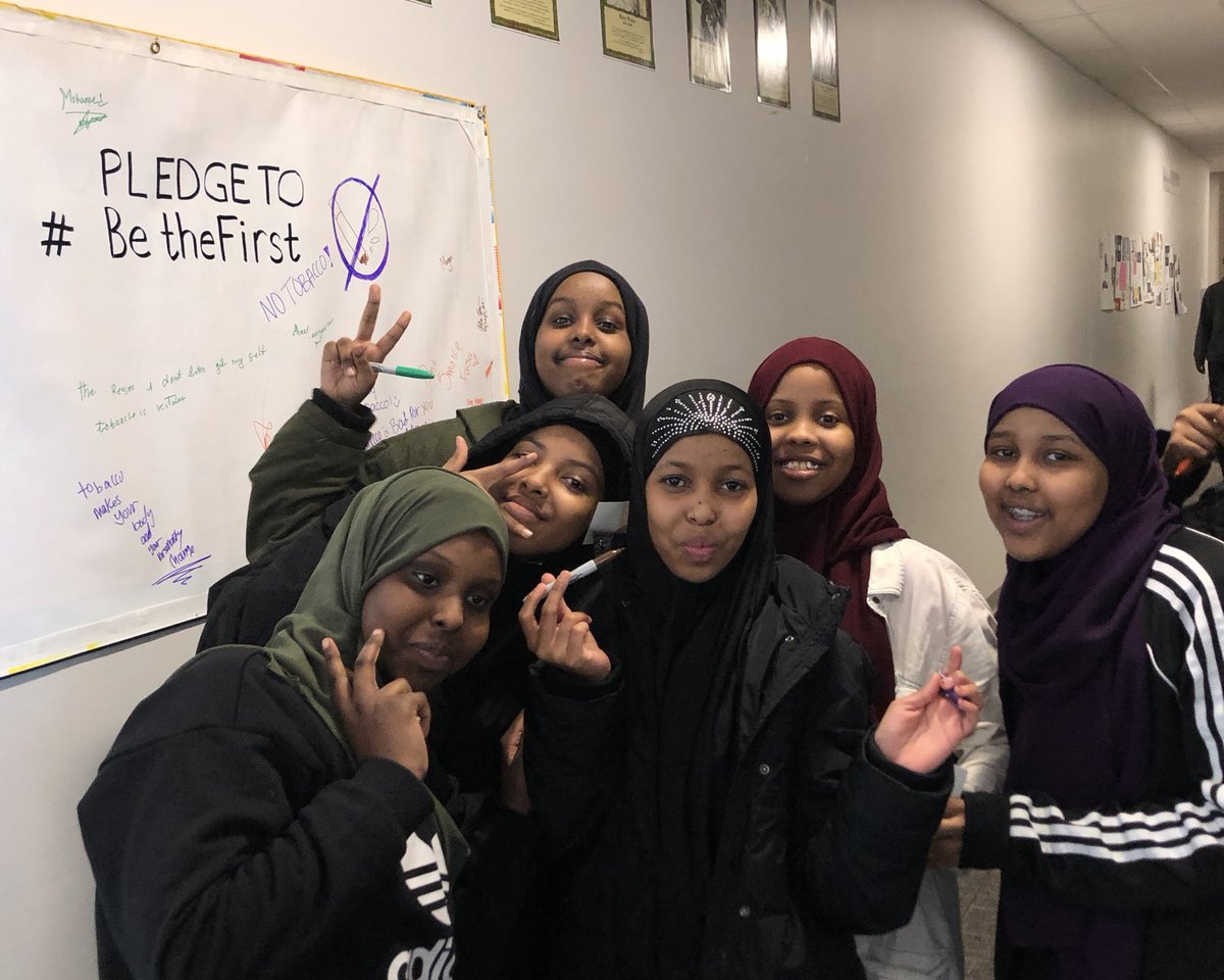 EASFP's tweet photo. For yesterday's Kick Butts Day event, WellShare’s "The Young Achievers" had fun working on a pledge-wall, writing down their thoughts about tobacco and pledging to stay tobacco-free by signing the pledge wall. Have a look at some of the pictures from the event! #KickButtsDay https://t.co/IHIKRcCqA8
