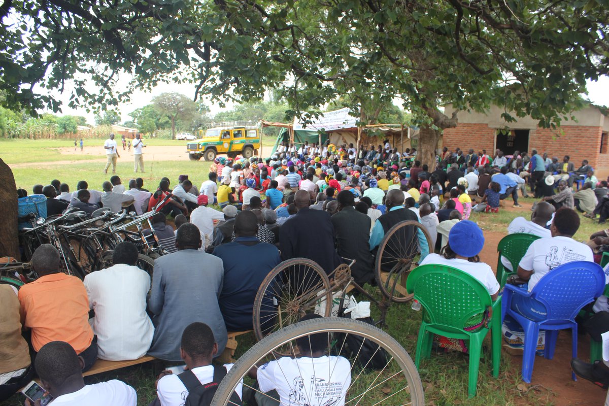 FBaudron's tweet photo. Great mechanization field day today in Mzimba #Malawi with FindYourFeet @DevelopmentFund and @CIMMYT! #africamechanize https://t.co/dIQTElx3rY