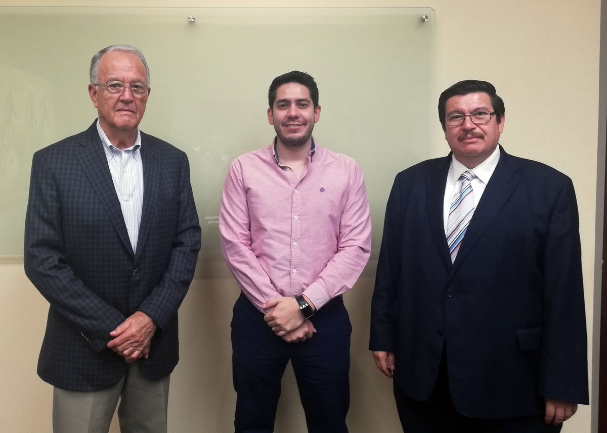 DePensiones's tweet photo. Después de diversas gestiones pudimos concretar la firma de la escritura pública de #ONIESS como asociación civil, siendo Aguascalientes, Campeche, Chiapas, Chihuahua, Colima, Guanajuato, Guerrero y Yucatán las primeras instituciones integrantes. 
#UnidosporlaSeguridadSocial https://t.co/kMA4VDlS23
