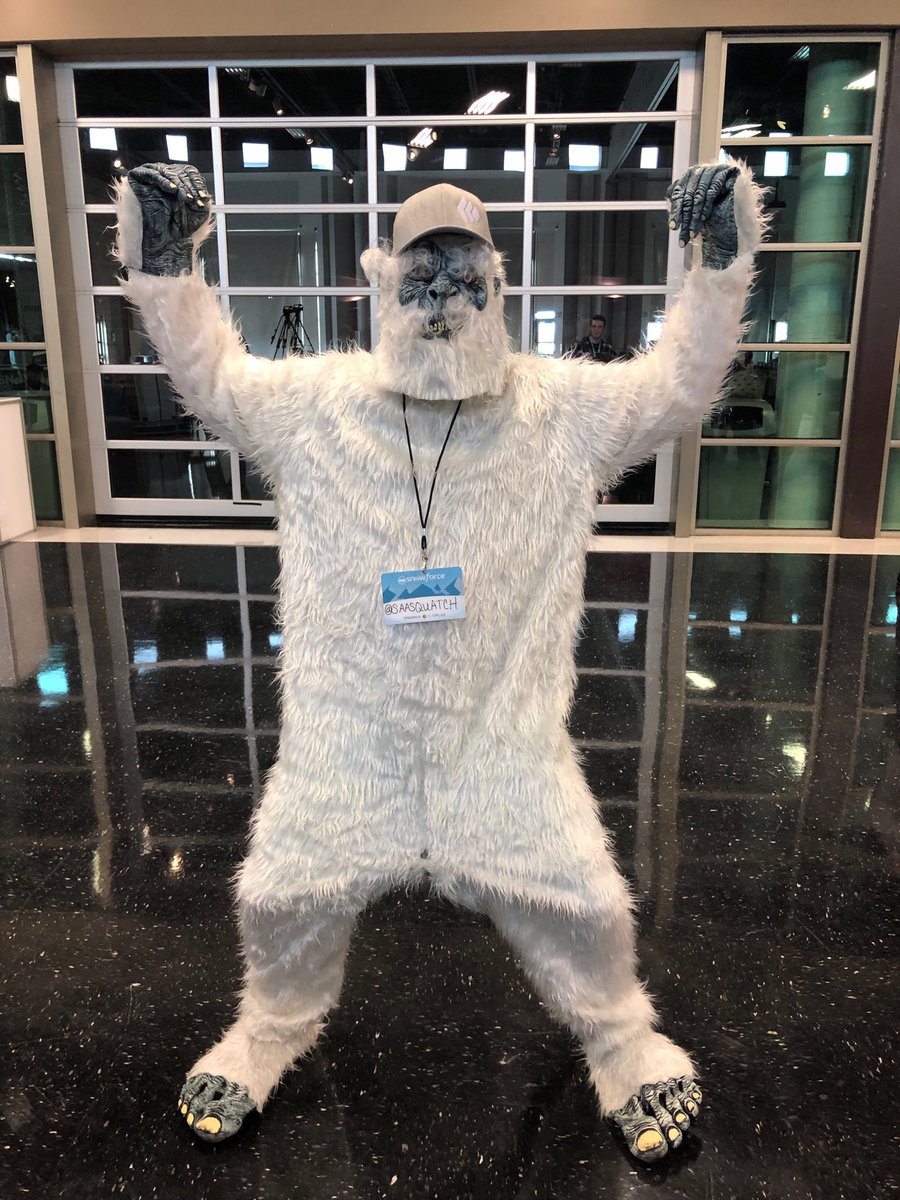 davinahanchuck's tweet photo. Found the @SnowforceUT Sasquatch!! #Snowforce19 https://t.co/STky0EHH8c