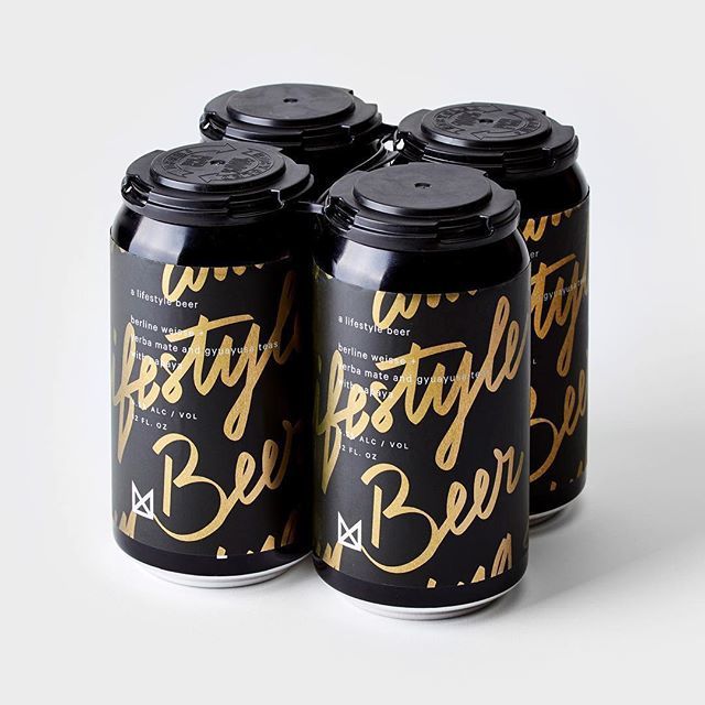 worldbrandesign's tweet photo. Franklyn @therealfranklyn - New lifestyle beer for @marzbrewing ... Yup, it's a berliner weiss plus yerba mate and gyuaysa tea with papaya.
. ⠀
Featured: @worldbranddesign ⠀
Submit: https://t.co/UituFPkYHc ⠀
.
#packaging #branddesign #packagingd… https://t.co/zaZZGHGEkR https://t.co/JJDLNbtdOR