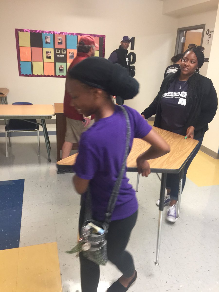 DrNPJones's tweet photo. Today was terrific, thank you so much @TarletonSOCW for showing up in a big way at @INAFWISD #TarletonSOCWServes #TarletonService19 #TarletonServes https://t.co/QeogEthRRr