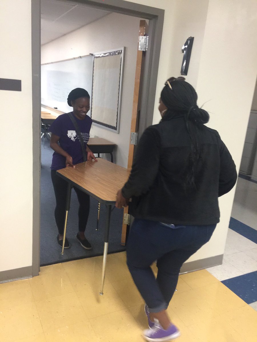 DrNPJones's tweet photo. Today was terrific, thank you so much @TarletonSOCW for showing up in a big way at @INAFWISD #TarletonSOCWServes #TarletonService19 #TarletonServes https://t.co/QeogEthRRr