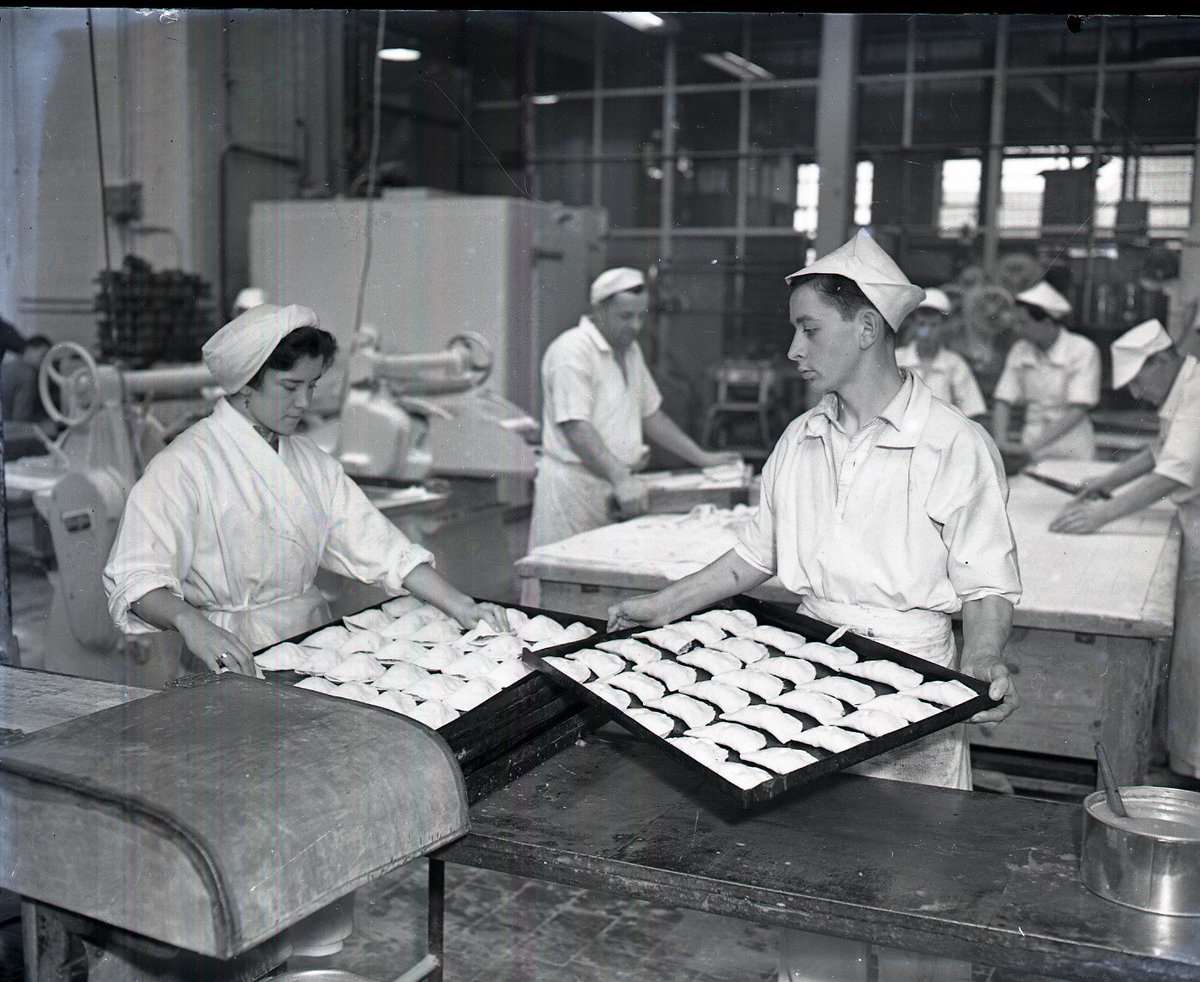The Box, Plymouth (@theboxplymouth) on Twitter photo A man and woman collect trays filled with pasties from the end of a production line in 1958 #Plymouth. We’ve got a whole day of pasty-themed fun planned at our 'Blast from the Pasties' event at <a href="/MomentsPlym/">Moments Café and Memory Matters Hub</a> on 23 March. Find out more from ow.ly/Sd6O30nFi9d. A man and woman collect trays filled with pasties from the end of a production line in 1958 #Plymouth. We’ve got a whole day of pasty-themed fun planned at our 'Blast from the Pasties' event at <a href="/MomentsPlym/">Moments Café and Memory Matters Hub</a> on 23 March. Find out more from ow.ly/Sd6O30nFi9d.