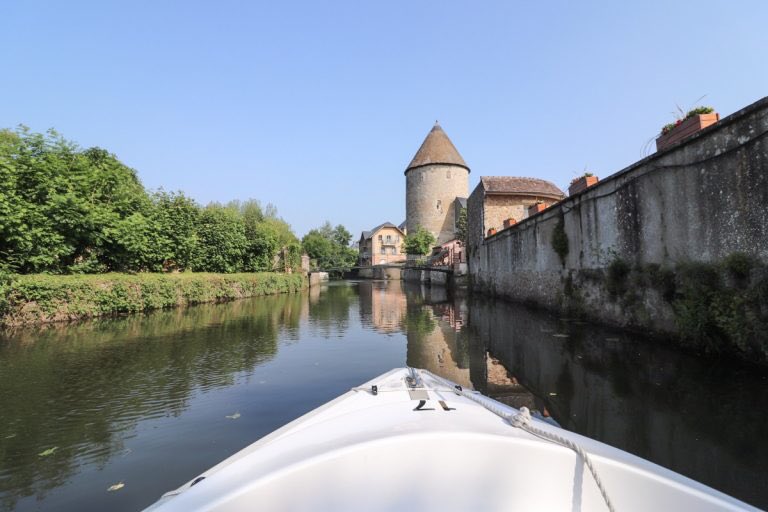 My_Little_Road's tweet photo. •NEW• Partir à la découverte des châteaux et jardins en Eure-et-Loir  
➡️ https://t.co/5QgJxK2W5O https://t.co/0CPwL6dQ1W