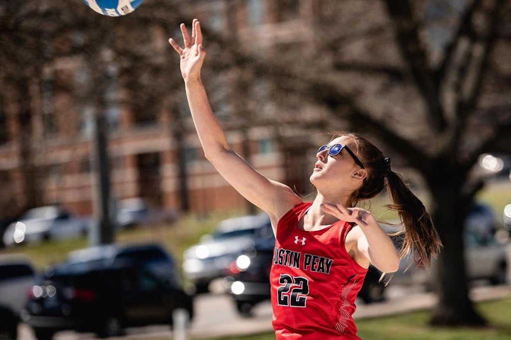 Clarksville_TN's tweet photo. APSU Beach Volleyball heads to Florida for Seminole Beach Battle #clarksville #clarksvilletn #montgomerycounty #apsu #austinpeay #beachvolleyball #ncaa #sports #letsgopay #apsubeachvolleyball https://t.co/IzC0ilBYg5 https://t.co/dpc3laGKj6