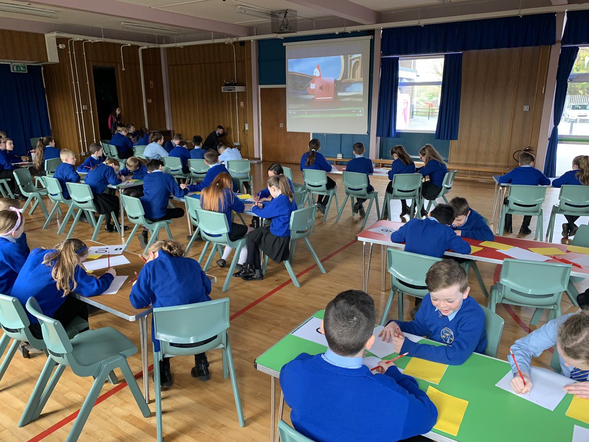 LurganSt's tweet photo. A fantastic day with Cormac and @HIPCV15 . We put some of the resilience skills to good use today in our P7 classes. A huge thank you for a fantastic presentation and activities. #lifeskills https://t.co/MeYFDbakCl