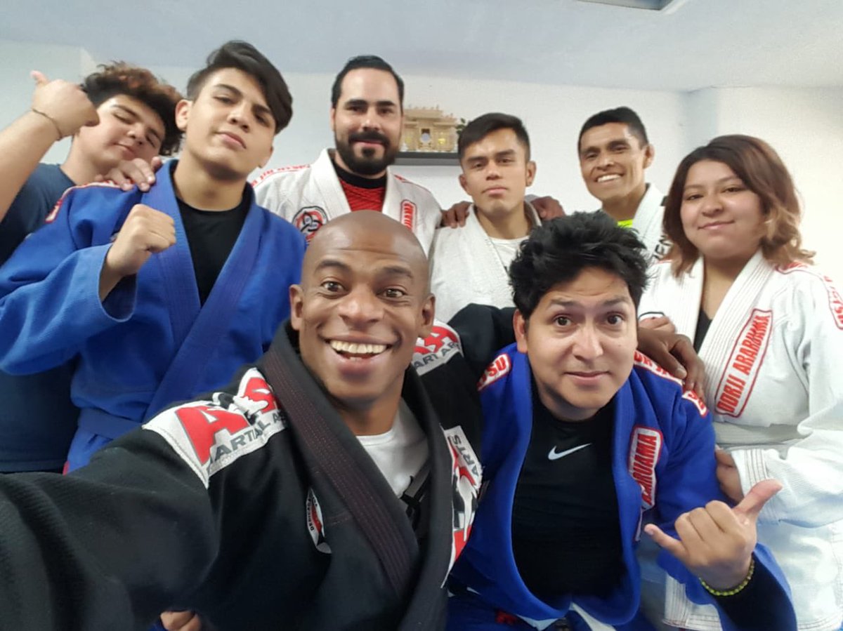 KDM_SelfDefense's tweet photo. https://t.co/T2gMIUEvuq