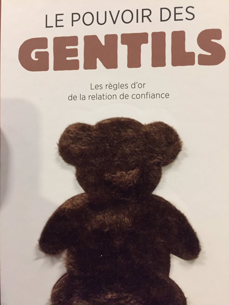 CMSignouret's tweet photo. Une soirée pleine d’optimisme ! 👌 merci @InnovezGagner et spéciale dédicace à @FRochex @_InsightOutside et Gilles Rosset Pro)G pour leur confiance 
Et en plus je repars avec de la lecture @FranckMartinOff dédicacée perso ☺️ https://t.co/pen7BFk1rS