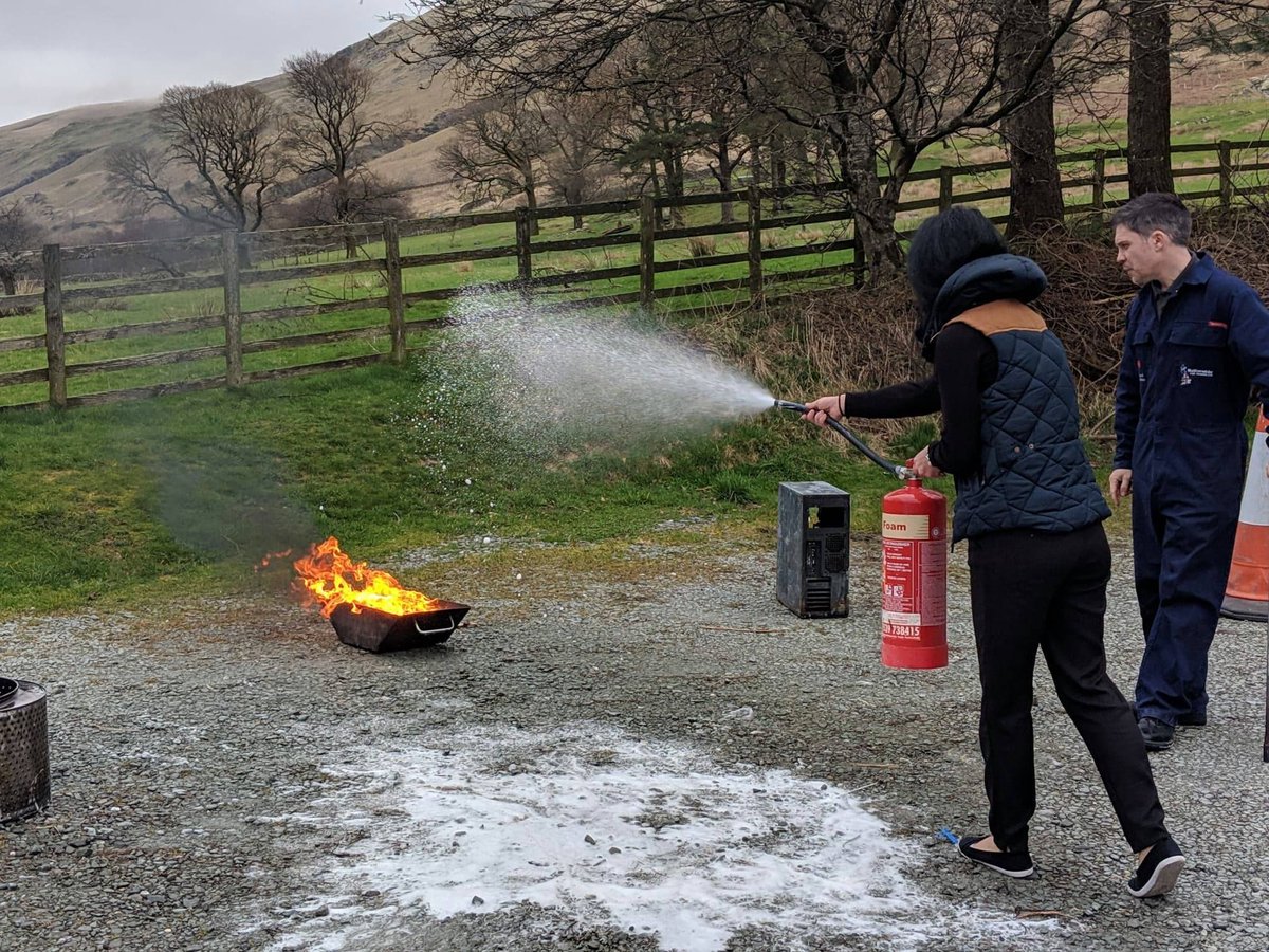 LakeDistInns's tweet photo. Today we took the time to train in how to keep our guests, and ourselves, safe should something horrible happen #FireSafety #BeSafe #respect #nationwidefiretraining #lakedistrict https://t.co/5XfDUGNnQj
