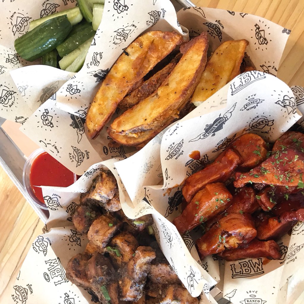 WhereSheBegins's tweet photo. Visiting LA soon? @PlantBasedBre reviewed her favorites #plantbased #LAeats on the blog - https://t.co/AlNAqPCMRU https://t.co/GAofMh4Dvm