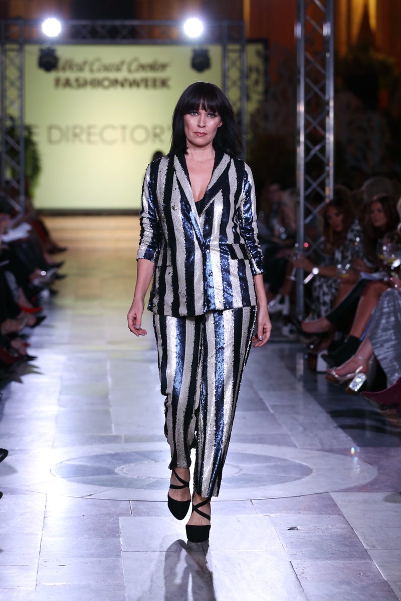 BELFASHIONWEEK's tweet photo. @MichaelAodhan @SuitorBrothers 🤣🤣 We do love a metallic suit here at #BFW - here is the gorgeous #CMPRModels @NualaMeenehan rocking one of our faves last October at #BFWAW18 - all we need is a pair of white shoes! 🤣
 #BelfastHour https://t.co/1PqfBh6GS4