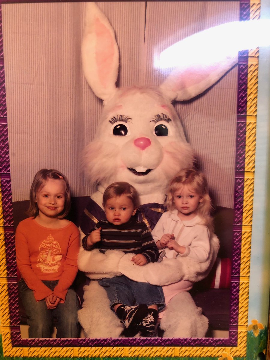cnealwright's tweet photo. Where did the time go with these 3? This was shortly before we moved to Georgia. https://t.co/2pJaeX95iW