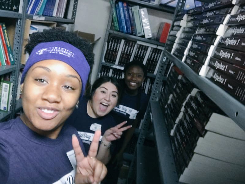 IlianaMTSU's tweet photo. Always a good day serving with my Social Work family. #INA #TarletonService2019 #socialwork #TarletonSOCWServes @DrNJonesTSU @TarletonSOCW https://t.co/Uc76WTxuiK