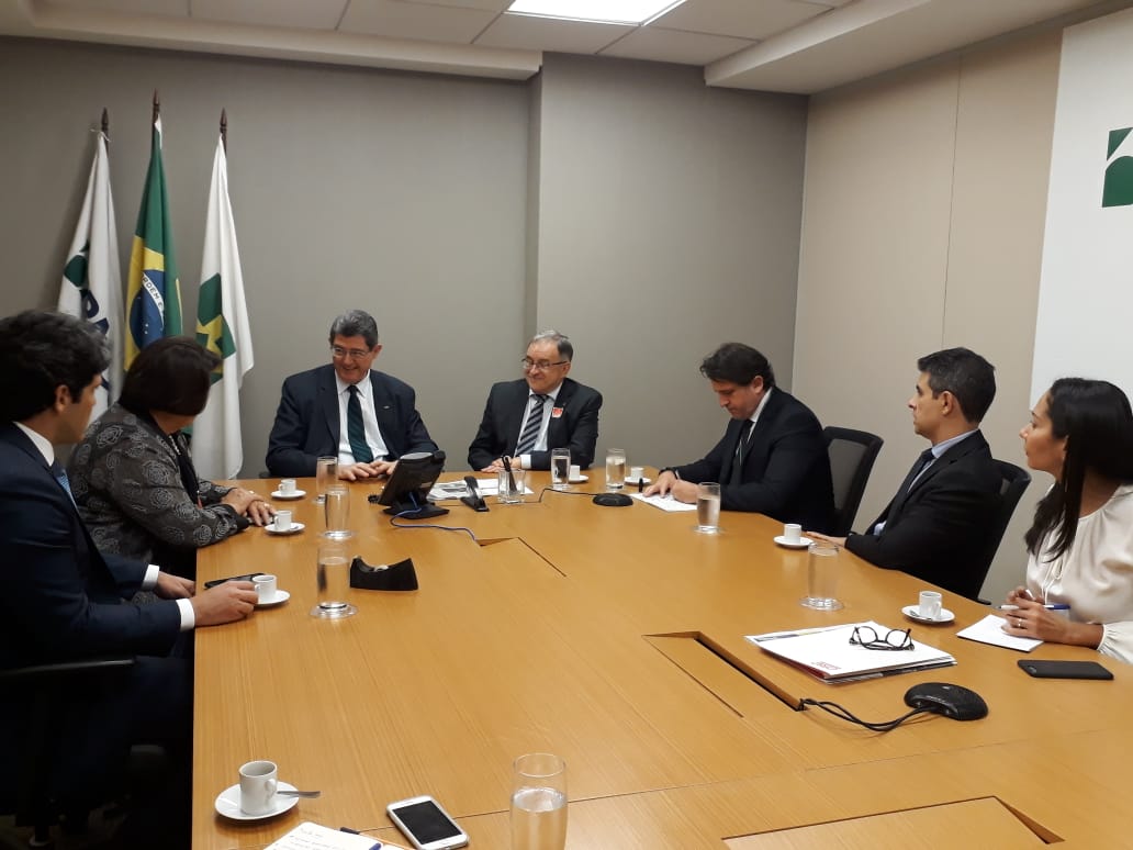 cbicbrasil's tweet photo. .@bndes e CBIC farão evento em abril para discutir a modernização do setor da construção https://t.co/Yad4m4pdo2 https://t.co/idor91arPo