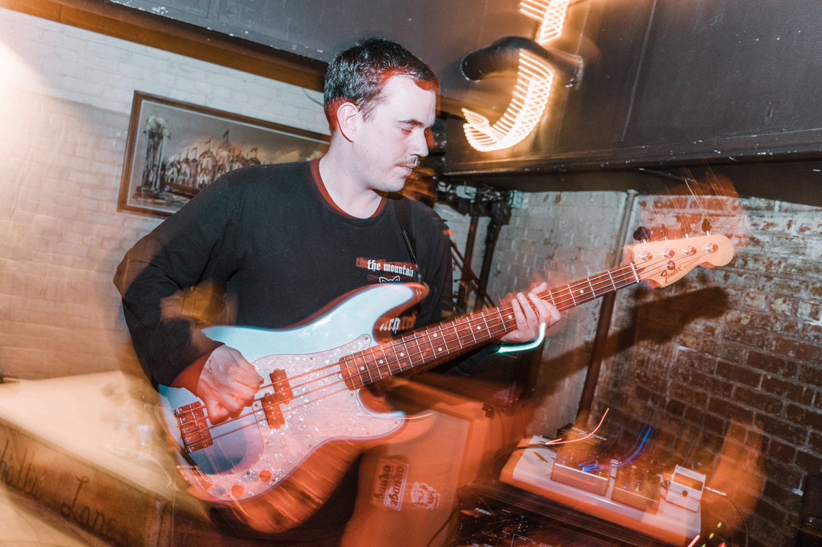 Dead Fall tweet media