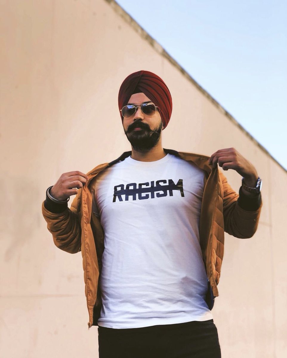 Let’s continue to embrace our differences. 😎
-
#lifestyle #streetwear #apparel #unity #racism #ootd #greenville #clothingbrand #yeahTHATgreenville #humanrace #streetfashion #art #urbanwear #design #designer #tshirts #model #streetstyle #fashionblogger