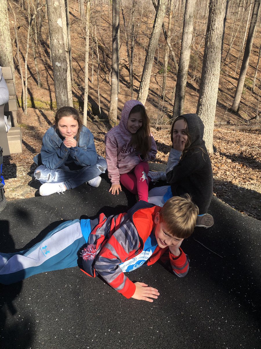 sajensen4's tweet photo. Yesterday we had an awesome time at Kings Mountain with @jennbower8 and her class! What a great way to end our Revolutionary War Unit. #PanthersEngaged https://t.co/t25YTp9tbM