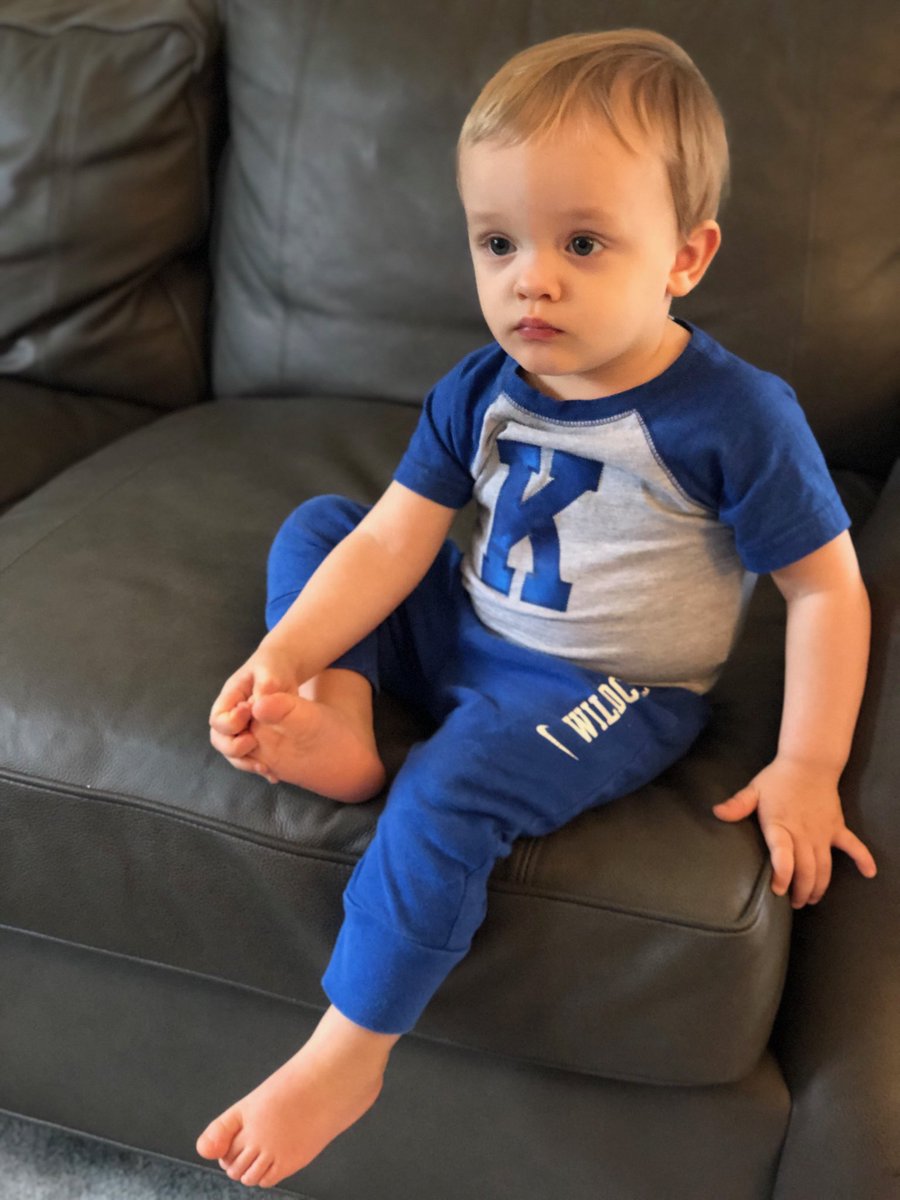 aleciawhitaker's tweet photo. Game ready. #bbn #alreadyanxious #WeAreUK https://t.co/VETUL2IpNG