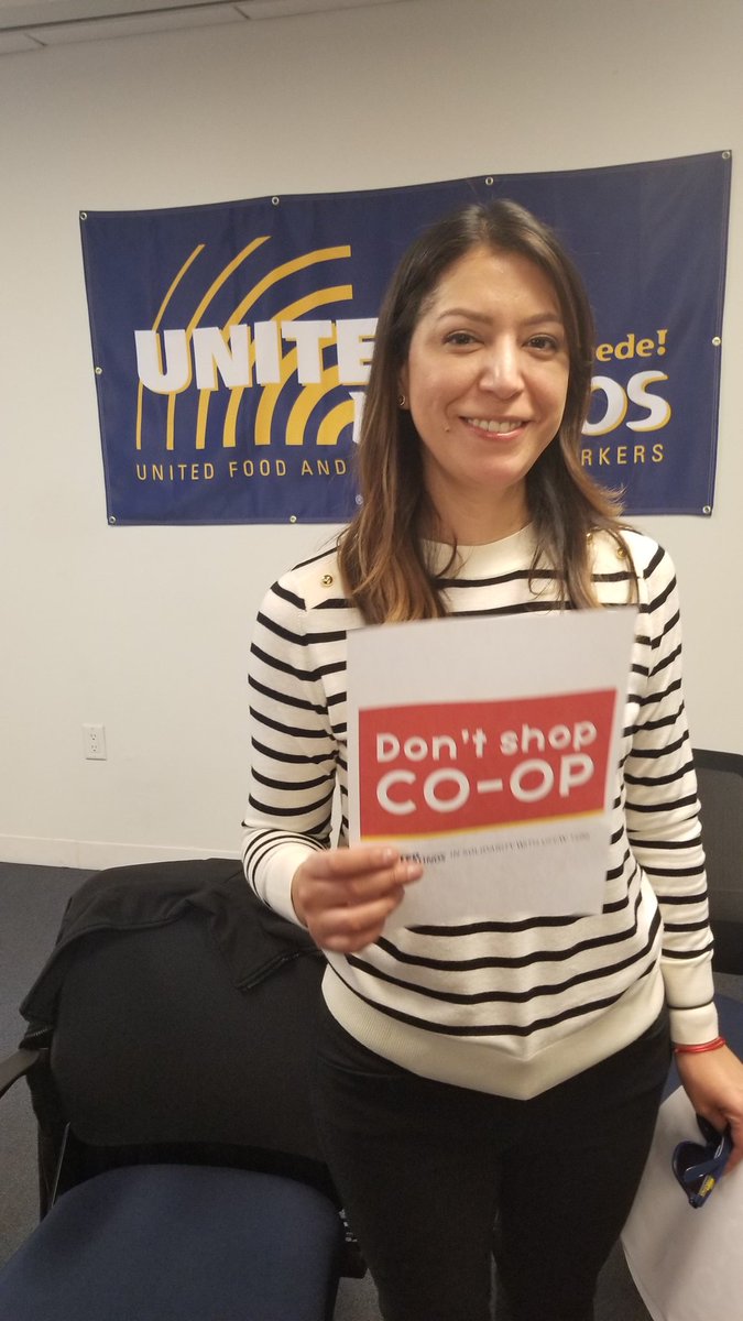 pablolgodoy's tweet photo. Great show of support by the @UnitedUfcw for the the courageous  @UFCWCanada1400 members fighting for pay equity in #Saskatchewan #solidarity #unionstrong #1u https://t.co/PT4cUVkinV