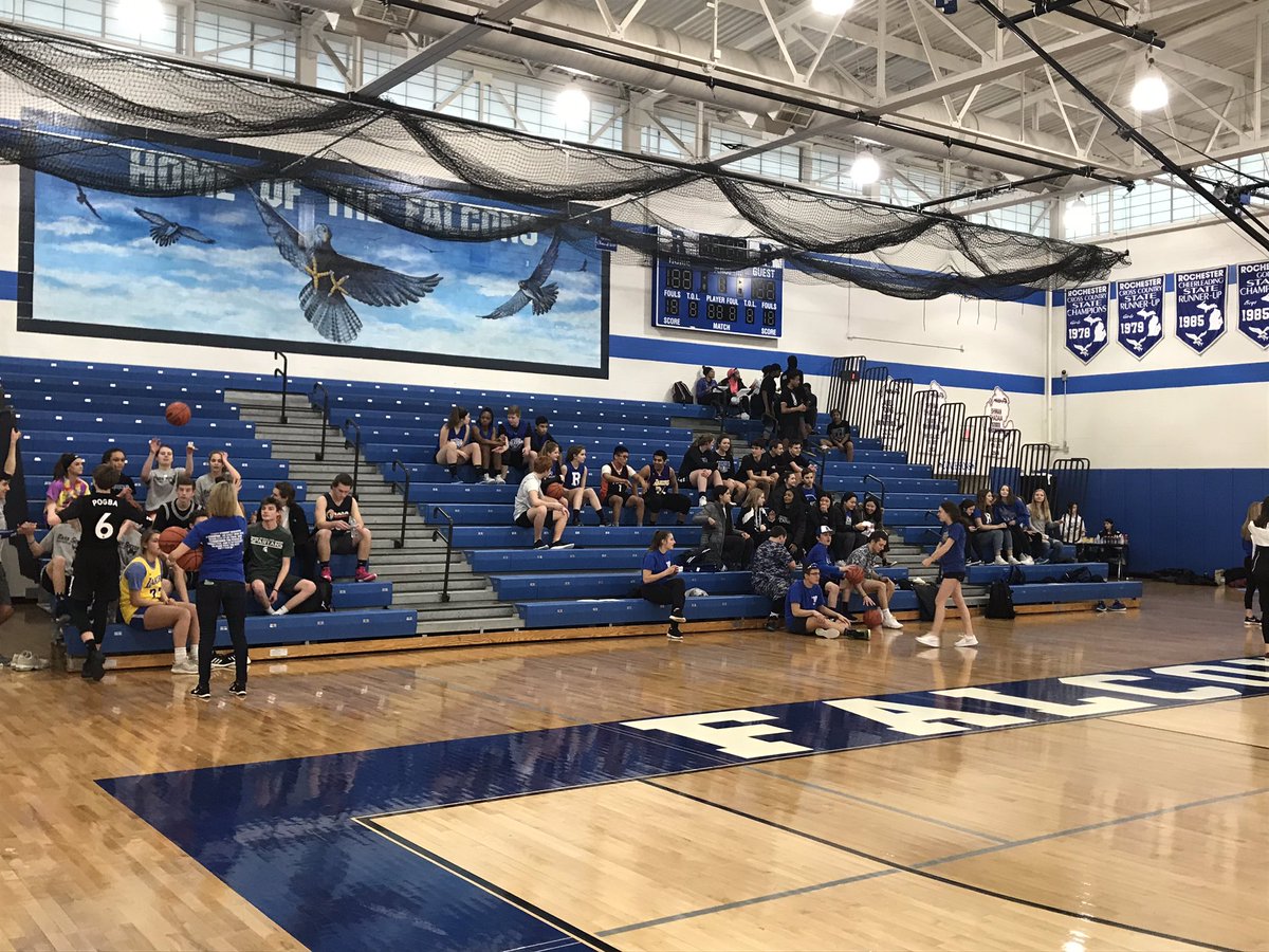 RHSFalcons's tweet photo. .#MarchMadness is occurring inside the RHS gym with a 3v3 basketball tournament hosted by the Sophomore class! #RCSRHSFalcons https://t.co/nZEh1YUsKy