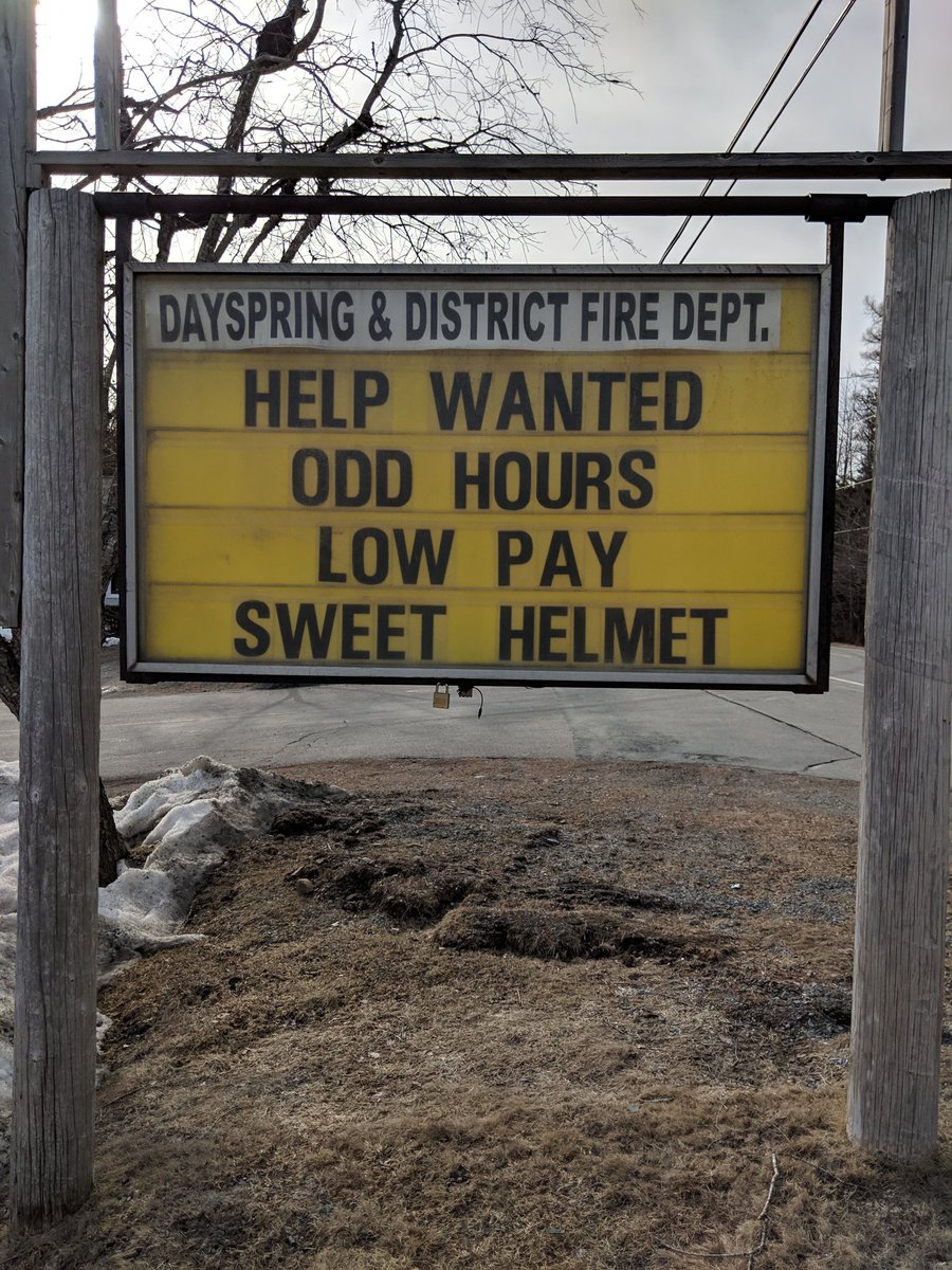 armstrongtextls's tweet photo. The "sweet helmet" is definitely an enticement. #firefighters #community https://t.co/AZOnA2fvvd