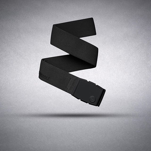 Black on black never goes out of style right? ⁣⠀
.⁣⠀
.⁣⠀
.⁣⠀
#strapinventureout #arcadebelts ift.tt/2HLbeGg
