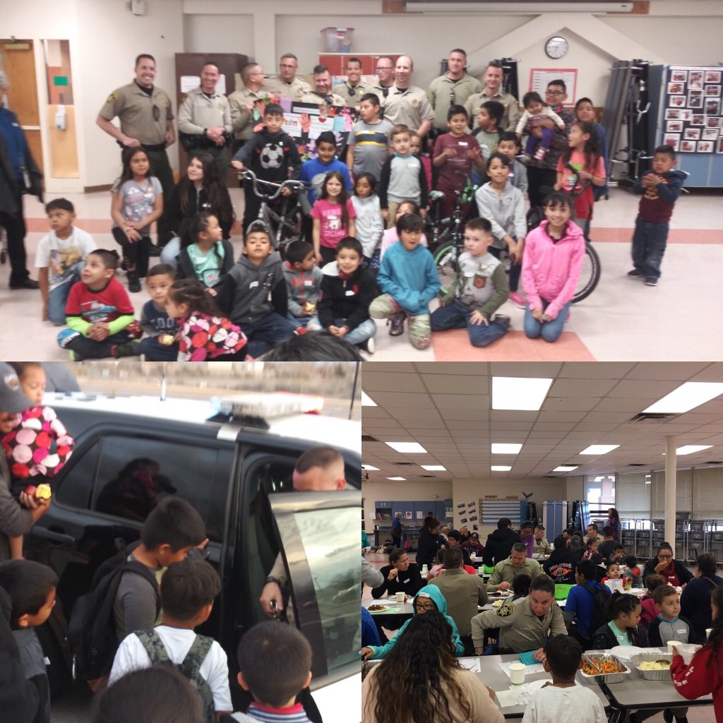 pajaritoelem's tweet photo. Amazing Homework Diner with Bernalillo County Sheriffโs Office!! Thank you for supporting Pajarito! Great conversations, great food and the kids (and Dads) played in the cars!! #AdayInSchool #APSLZ2 https://t.co/rS30vIIJ5J