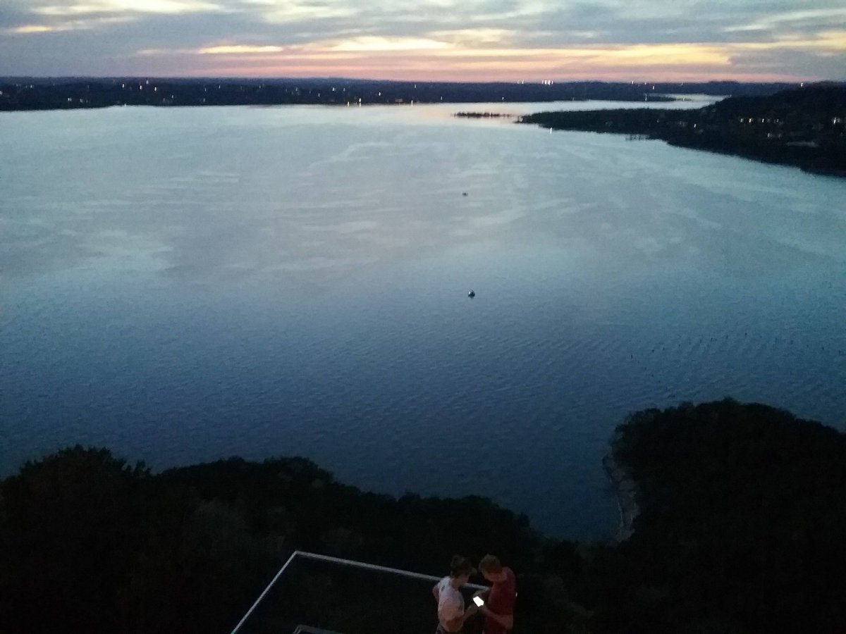Racesherpa's tweet photo. Goodnight Lake Travis + the great city of #Austin #Texas we look forward to seeing you all at the Races ! #IndyCarClassic @COTA Circuit of the Americas @IndyCar #IndyCar this weekend ~ Thanks for joining us on our Mini "Taste" of a #PaddockTour | #Racesherpa Experience https://t.co/FWMgsY4Sn2