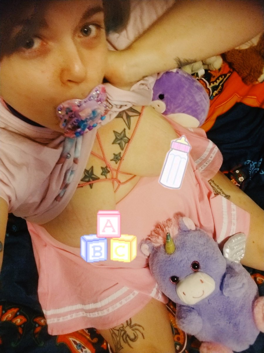 sexydeadlysins's tweet photo. Hey guys this is @glitterslut8142 you guys picked #DDLG in my #poll so I shot my premium show tonight to have it ready for Saturday join now to see me cum and fuxk myself with big big unicorn horn on Saturday hehe
#PremiumAngels @BbwHeathens #selling #groupsnap #seethewholeshow https://t.co/RHiWP1iqAx