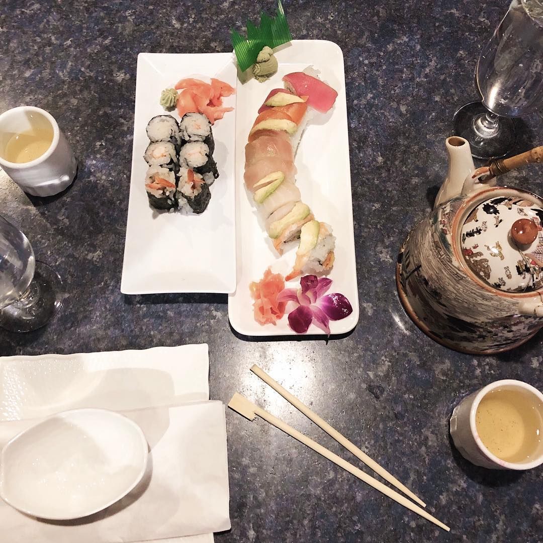 Gather around and enjoy some great sushi and good times. We're almost at the weekend! #yeg #yegfoodie #edmonton #yegfood buff.ly/2XQqxmC