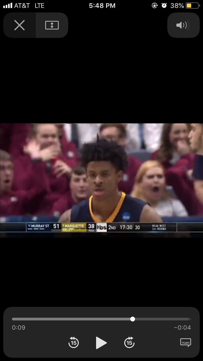 julieboek's tweet photo. This girl’s face was all of us after @igotgame_12’s dunk https://t.co/HpzdH8usPt