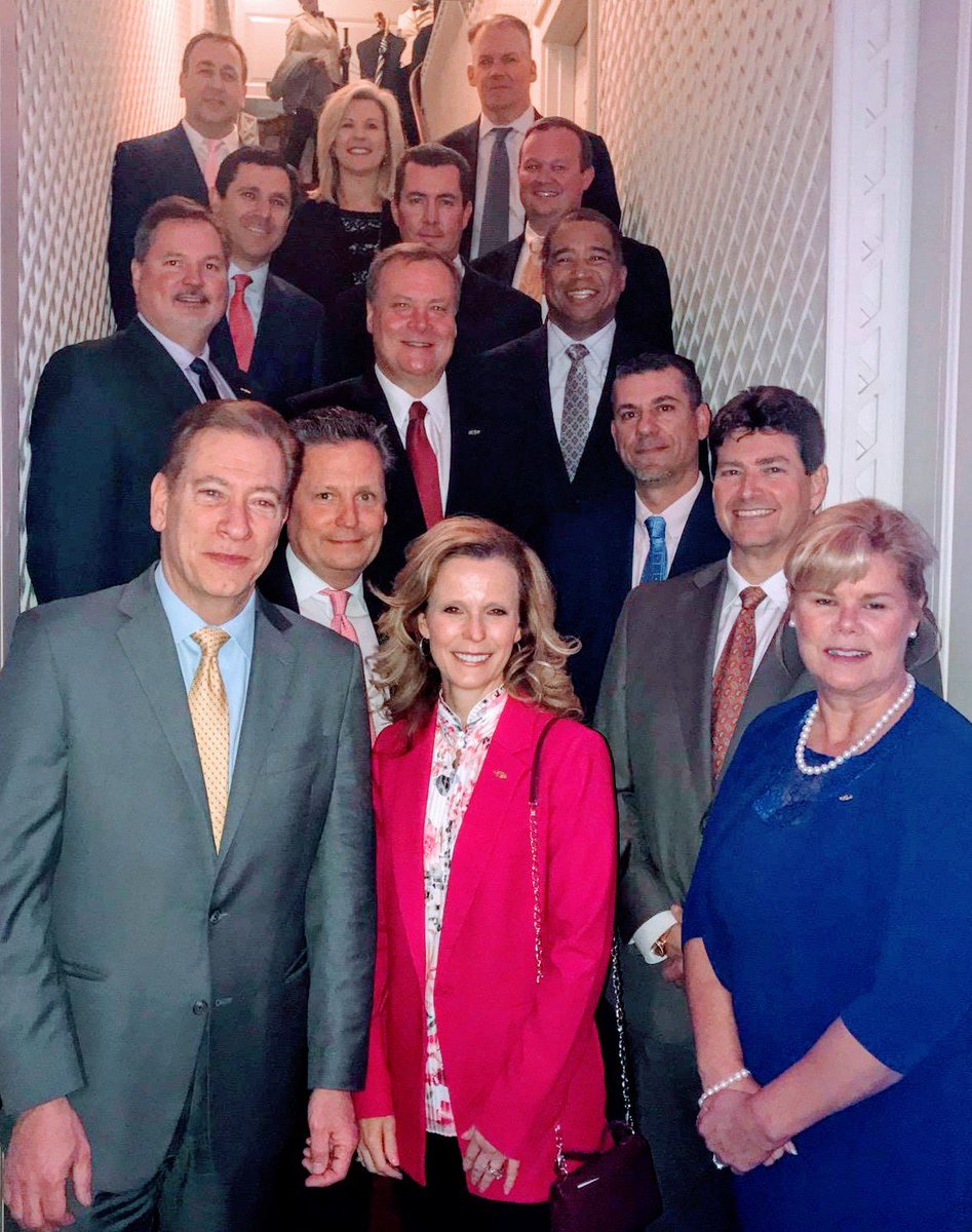 crawco's tweet image. Our #GDOS2018 team is in NYC to claim the @BusInsMag Community Outreach Project of the Year award. Best of luck to all nominees in the pro-bono and volunteer project category! #CrawfordRestores bit.ly/2Oilxmb