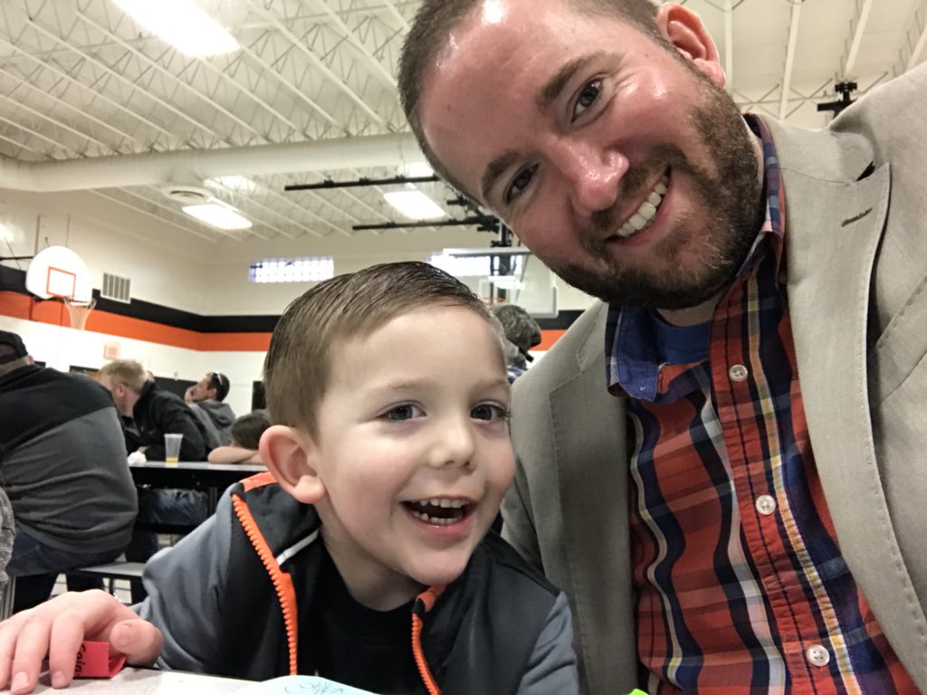 Jason_Olinger's tweet photo. I had great time at the #CoshoctonCountyFatherhoodInitiative event this morning with Colton at his school! #RaiseThemUp #Blessed #BreakfastWithDads https://t.co/NsboLN9Ifs