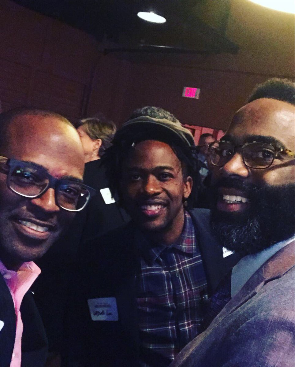 MichaelDeVaul's tweet photo. #BuildPeople, #NotPrisons : working hard to change align with #SystemThinkers and #PolicyChangers - we can’t change what we don’t talk about. Swipe left.. ⬅️🔥☝🏾💜 https://t.co/3gXIFOvpDl