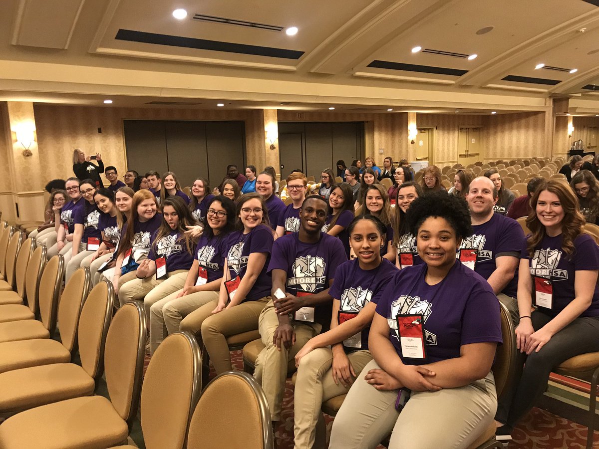 mandi_mcfadden's tweet photo. Good luck to our @Moore_HSA HOSA members as they compete this weekend! Can’t wait to hear about all you learned! @MooreCovington @PizerMedical https://t.co/hpXWpx1Rcn